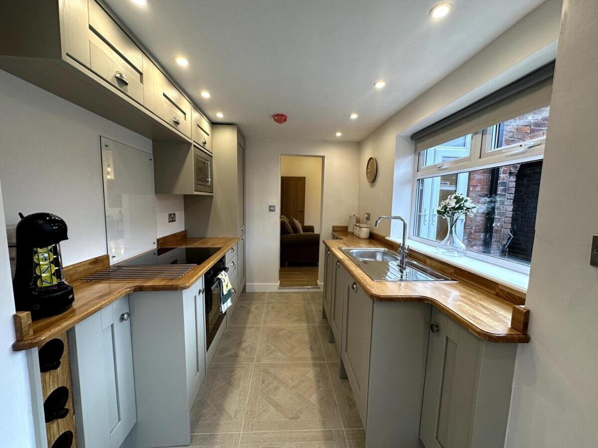 Deluxe Stays @ Libra Spaces Kingston upon Hull Exterior photo